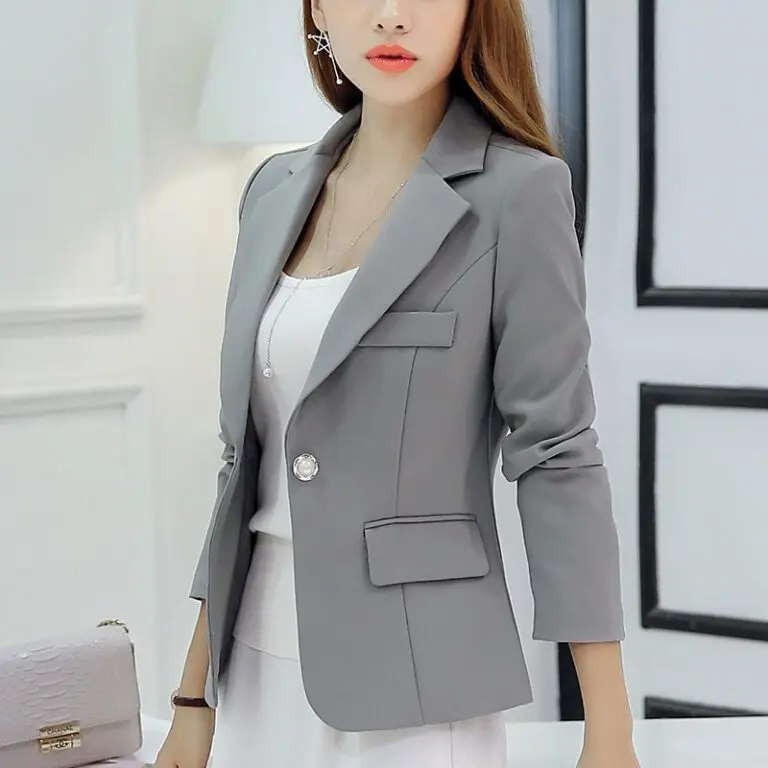 Резултат с изображение за woman with blazer